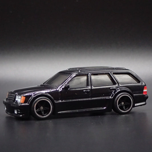 MERCEDES-BENZ E 36 ESTATE STATION WAGON SPECIAL ED 1:64 SCALE DIECAST MODEL CAR