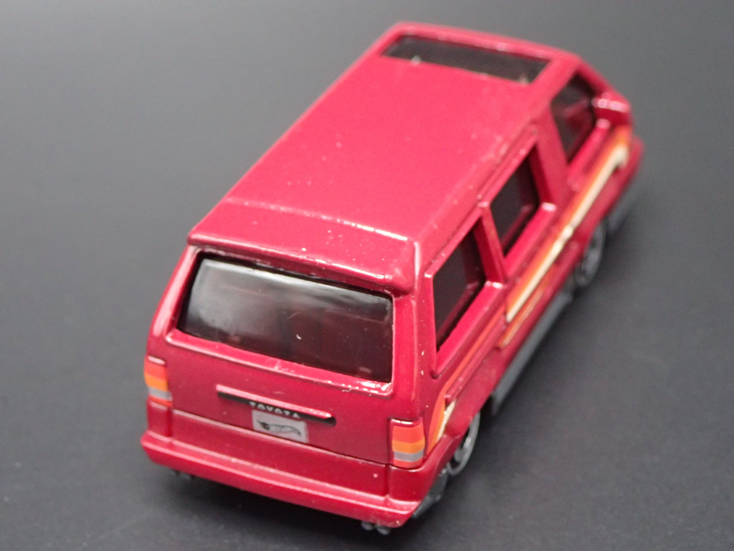 1985-1991 TOYOTA VAN BURGUNDY 1/64 SCALE COLLECTIBLE DIORAMA DIECAST MODEL CAR