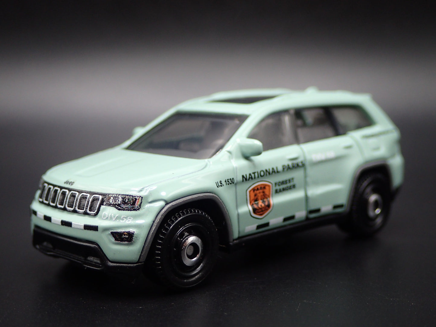 2021-2025 JEEP GRAND CHEROKEE WL NATIONAL PARKS 1:64 SCALE DIECAST MODEL CAR