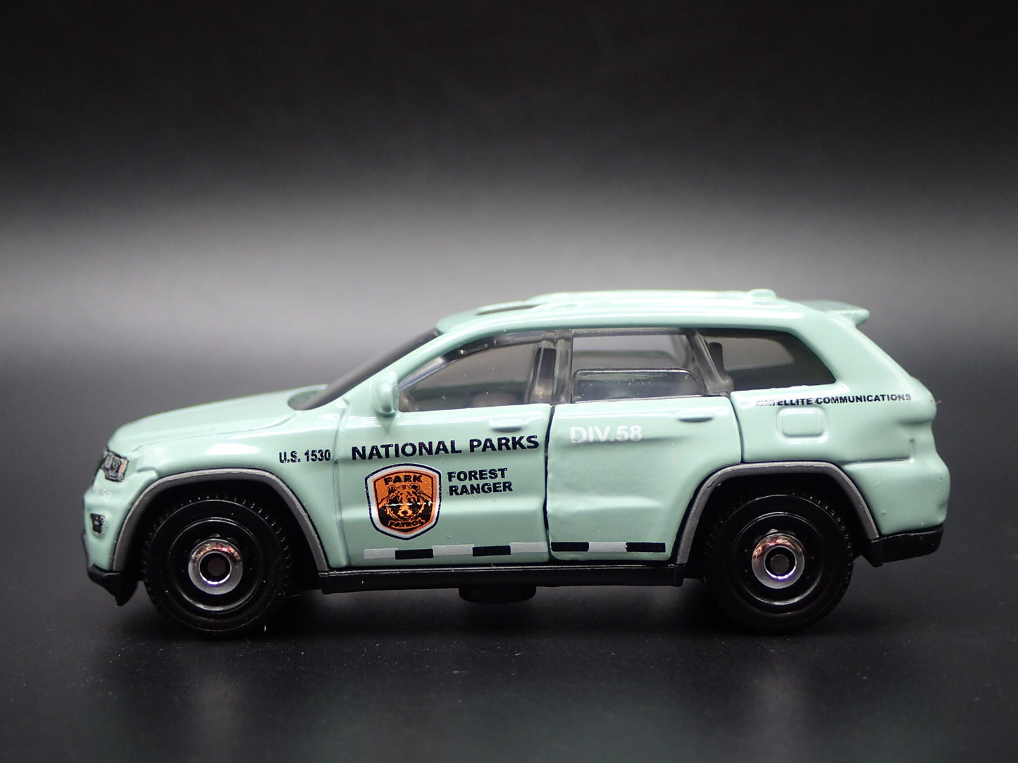 2021-2025 JEEP GRAND CHEROKEE WL NATIONAL PARKS 1:64 SCALE DIECAST MODEL CAR