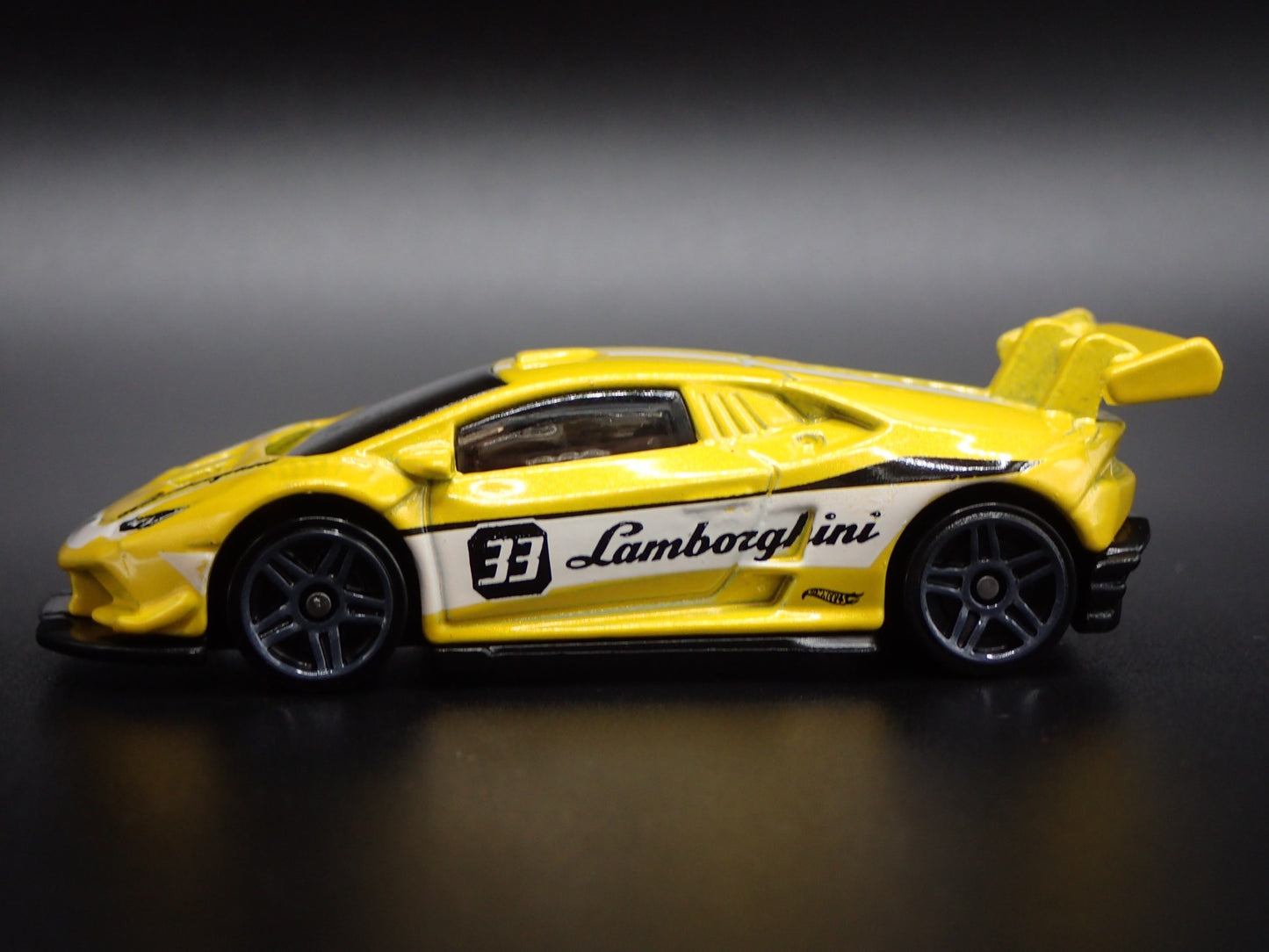 2014-2024 LAMBORGHINI HURACAN LP 620-2 SUPER TROFEO 1:64 SCALE DIECAST MODEL CAR