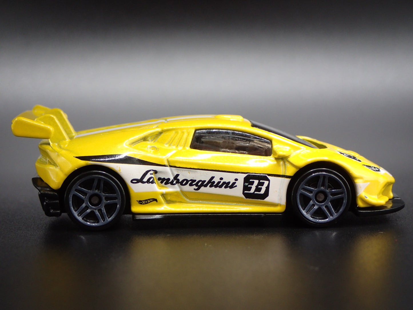 2014-2024 LAMBORGHINI HURACAN LP 620-2 SUPER TROFEO 1:64 SCALE DIECAST MODEL CAR