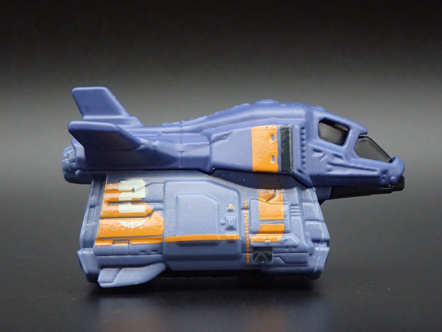 DISNEY PIXAR LIGHTYEAR ARMADILLO SPACESHIP 1/64 SCALE DIORAMA DIECAST MODEL CAR