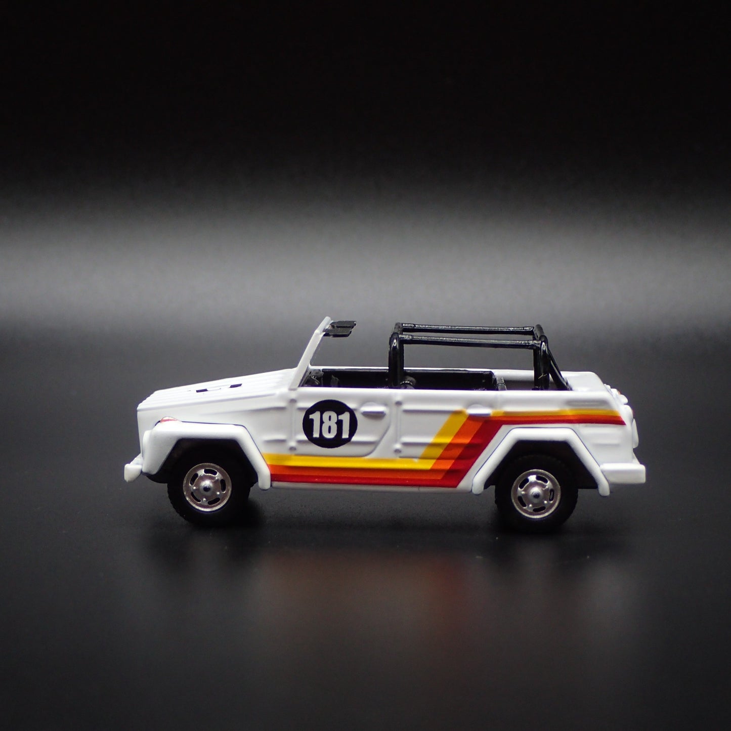 VOLKSWAGEN THING TYPE 181 WHITE 1:64 SCALE COLLECTIBLE DIORAMA DIECAST MODEL CAR