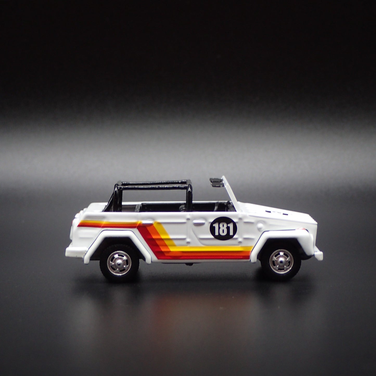 VOLKSWAGEN THING TYPE 181 WHITE 1:64 SCALE COLLECTIBLE DIORAMA DIECAST MODEL CAR