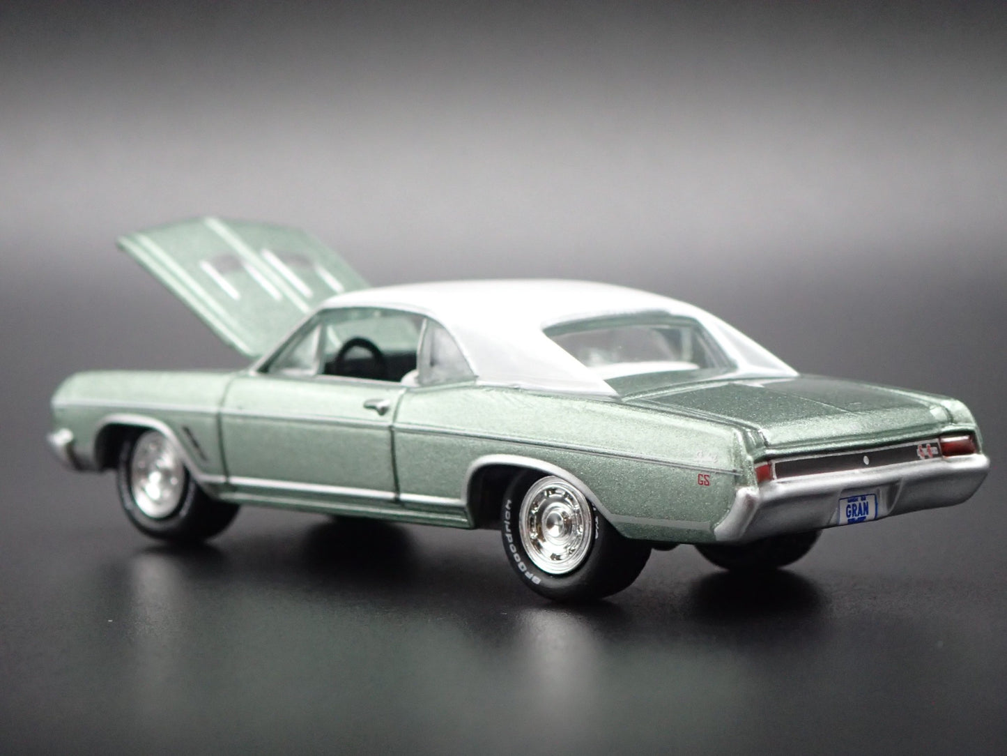 1966 66 BUICK SKYLARK GS GREEN 1:64 SCALE COLLECTIBLE DIORAMA DIECAST MODEL CAR