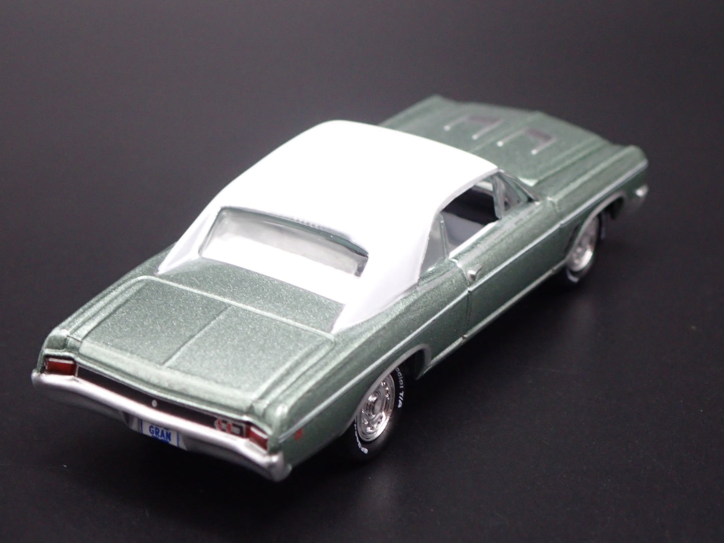 1966 66 BUICK SKYLARK GS GREEN 1:64 SCALE COLLECTIBLE DIORAMA DIECAST MODEL CAR