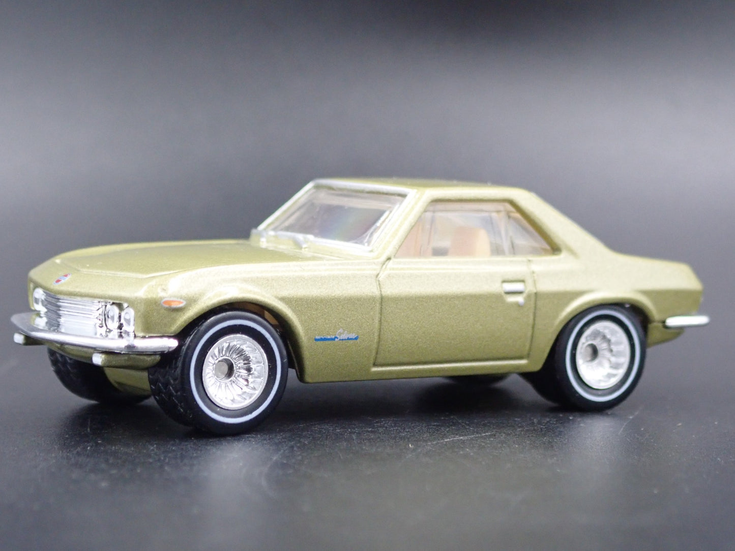 1965-1968 NISSAN SILVIA CSP311 JDM GOLD 1:64 SCALE COLLECTIBLE DIECAST MODEL CAR