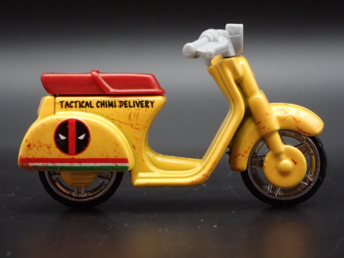 DEADPOOL SCOOTER MOTORCYCLE TACTICAL CHILI DELIVERY 1:64 SCALE DIECAST MODEL CAR