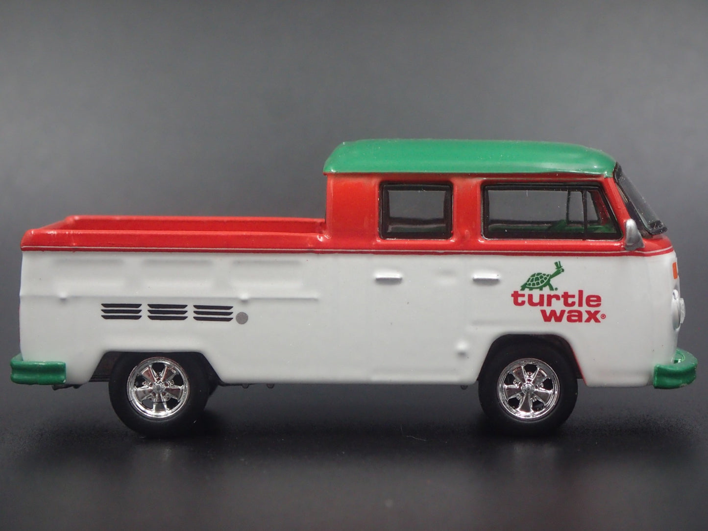 1967-1979 VW VOLKSWAGEN TYPE 2 DOUBLE CAB PICKUP. 1/64 SCALE DIECAST MODEL CAR