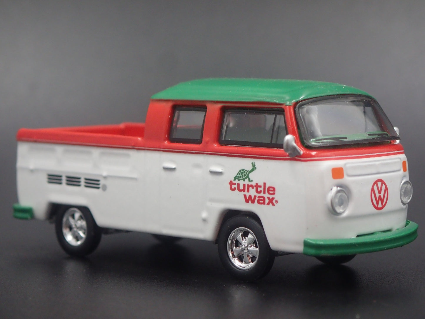 1967-1979 VW VOLKSWAGEN TYPE 2 DOUBLE CAB PICKUP. 1/64 SCALE DIECAST MODEL CAR