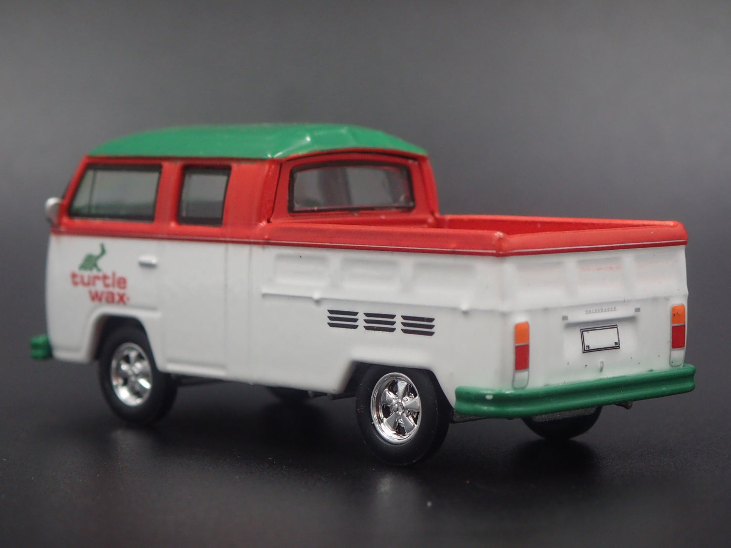 1967-1979 VW VOLKSWAGEN TYPE 2 DOUBLE CAB PICKUP. 1/64 SCALE DIECAST MODEL CAR