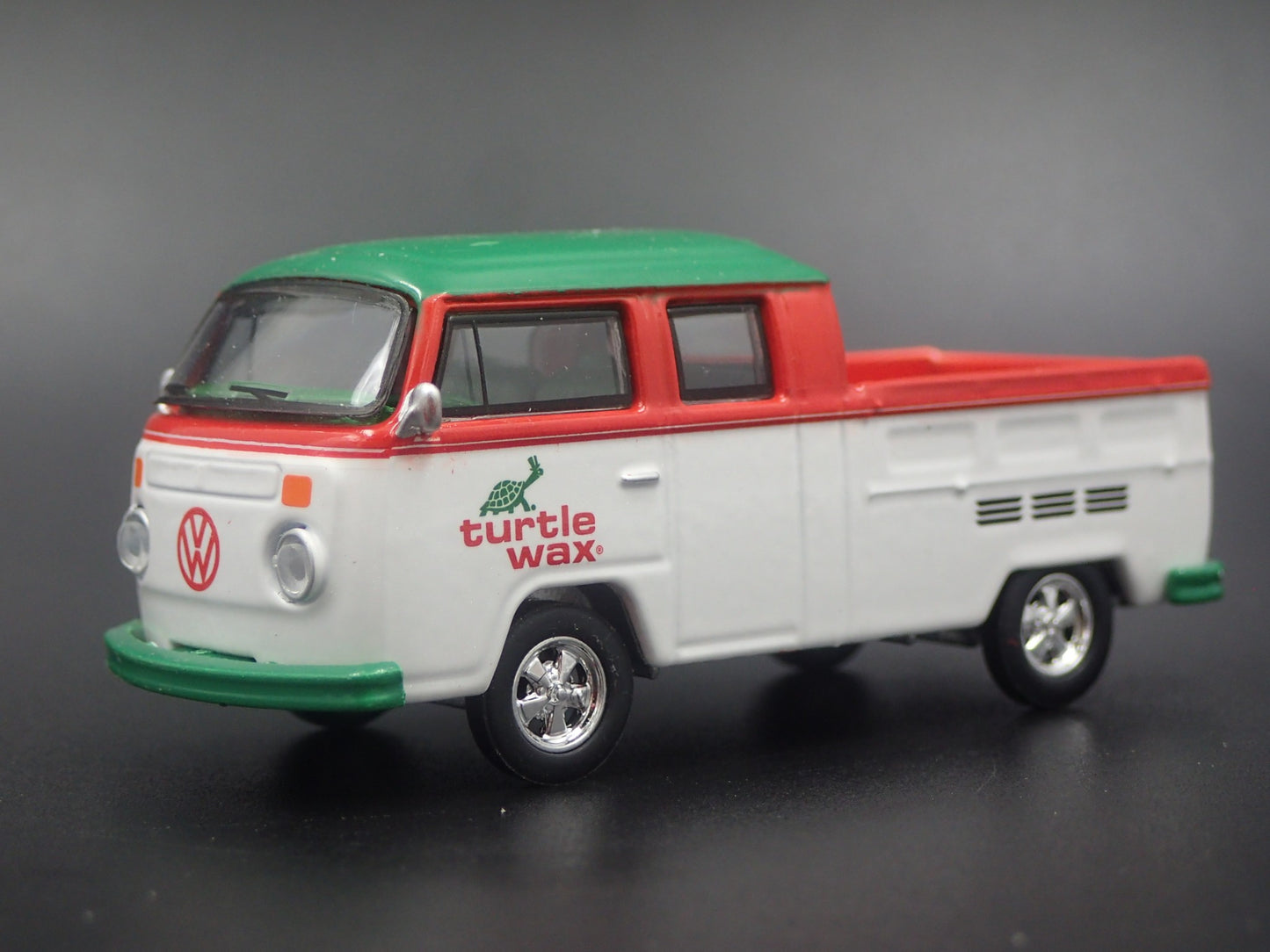 1967-1979 VW VOLKSWAGEN TYPE 2 DOUBLE CAB PICKUP. 1/64 SCALE DIECAST MODEL CAR