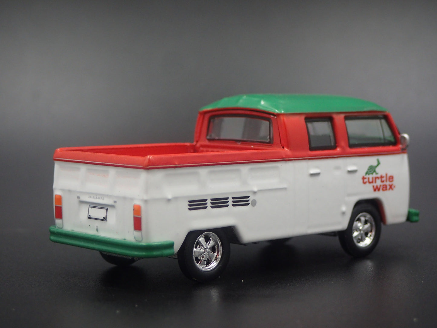 1967-1979 VW VOLKSWAGEN TYPE 2 DOUBLE CAB PICKUP. 1/64 SCALE DIECAST MODEL CAR