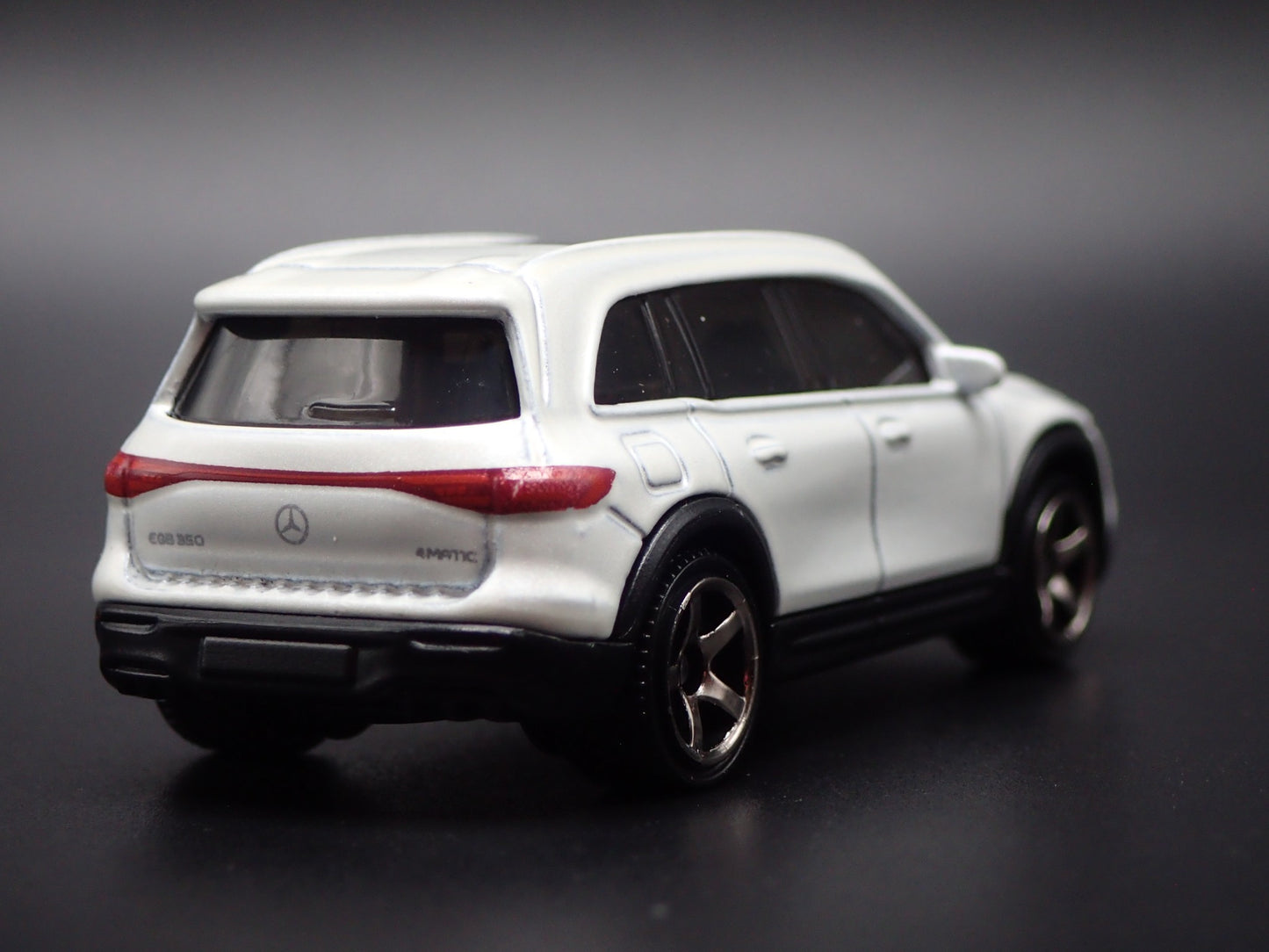2022-2025 MERCEDES BENZ EQB EV CROSSOVER SUV WHITE 1:64 SCALE DIECAST MODEL CAR