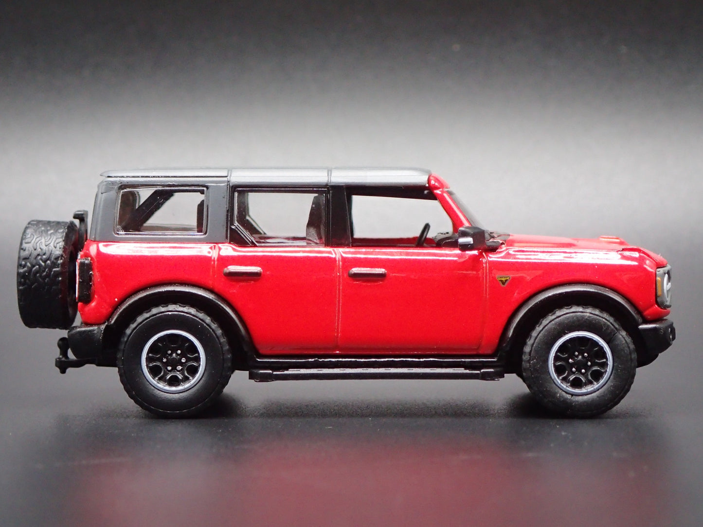 2021-2025 FORD BRONCO 4 FOUR DOOR w HITCH RED 1:64 SCALE DIECAST MODEL CAR