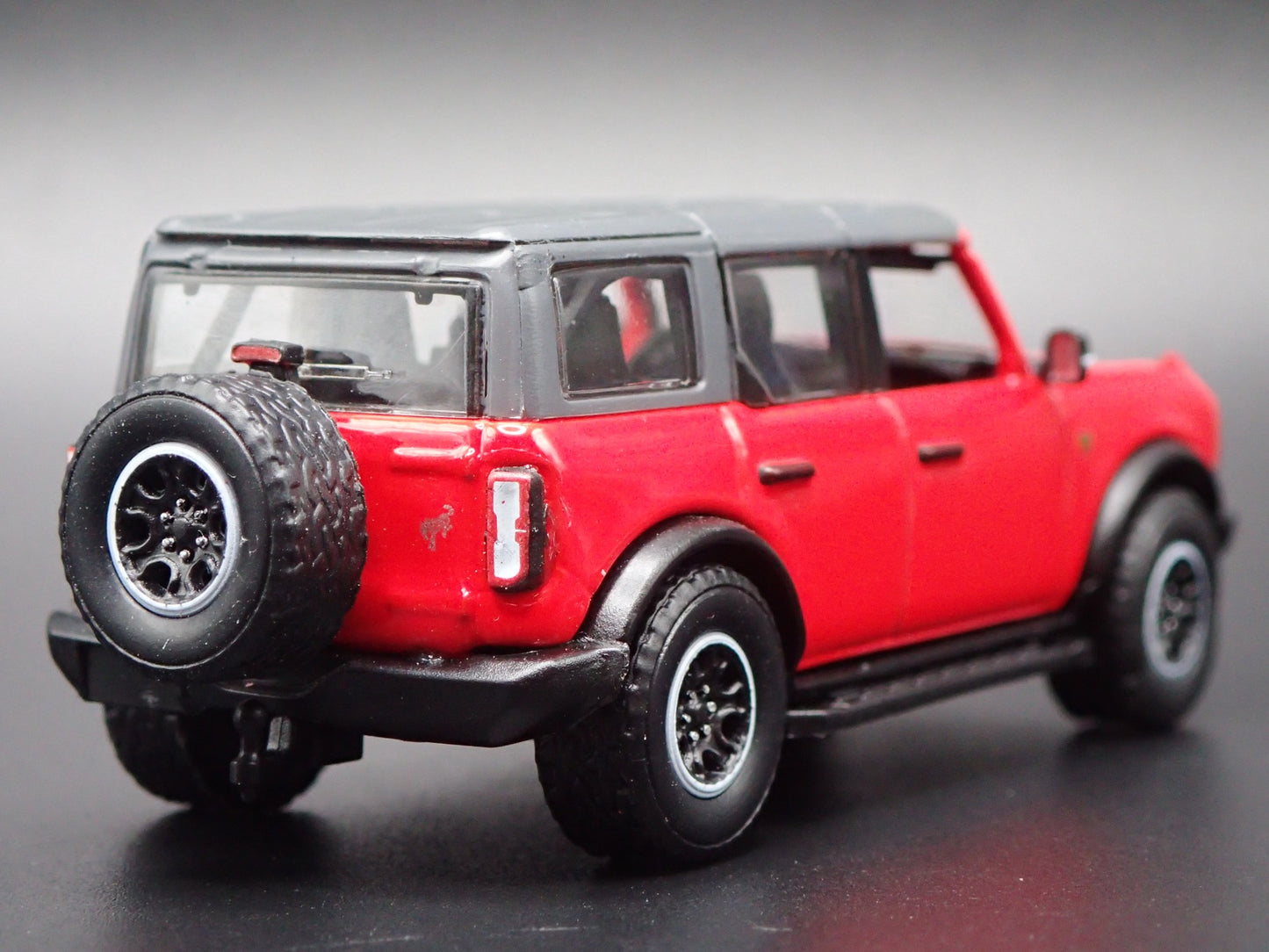2021-2025 FORD BRONCO 4 FOUR DOOR w HITCH RED 1:64 SCALE DIECAST MODEL CAR