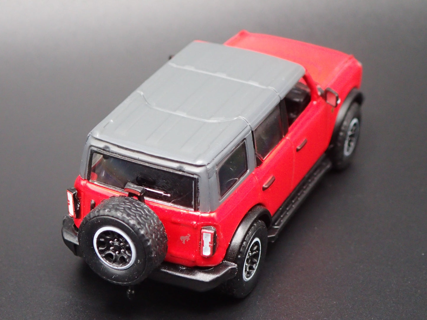 2021-2025 FORD BRONCO 4 FOUR DOOR w HITCH RED 1:64 SCALE DIECAST MODEL CAR