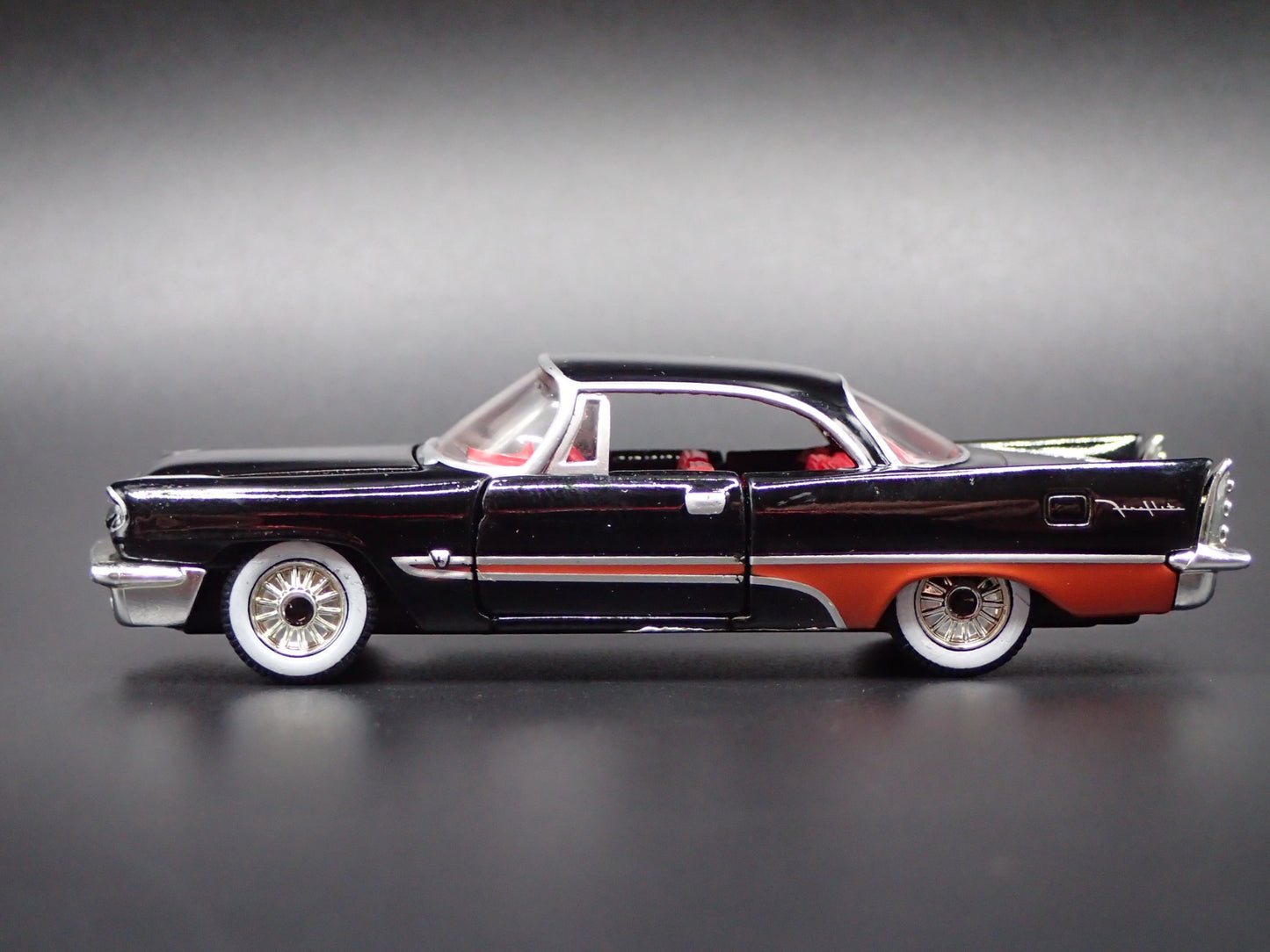 1957 57 DESOTO FIREFLITE BLACK 1:64 SCALE COLLECTIBLE DIORAMA DIECAST MODEL CAR