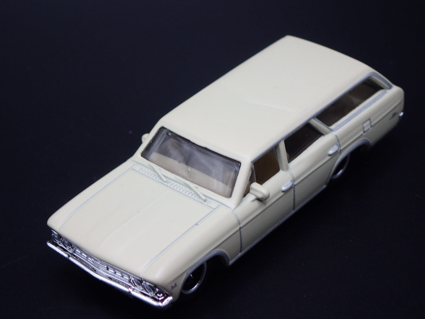 1966 66 CHEVY CHEVROLET CHEVELLE STATION WAGON 1:64 SCALE DIECAST MODEL CAR