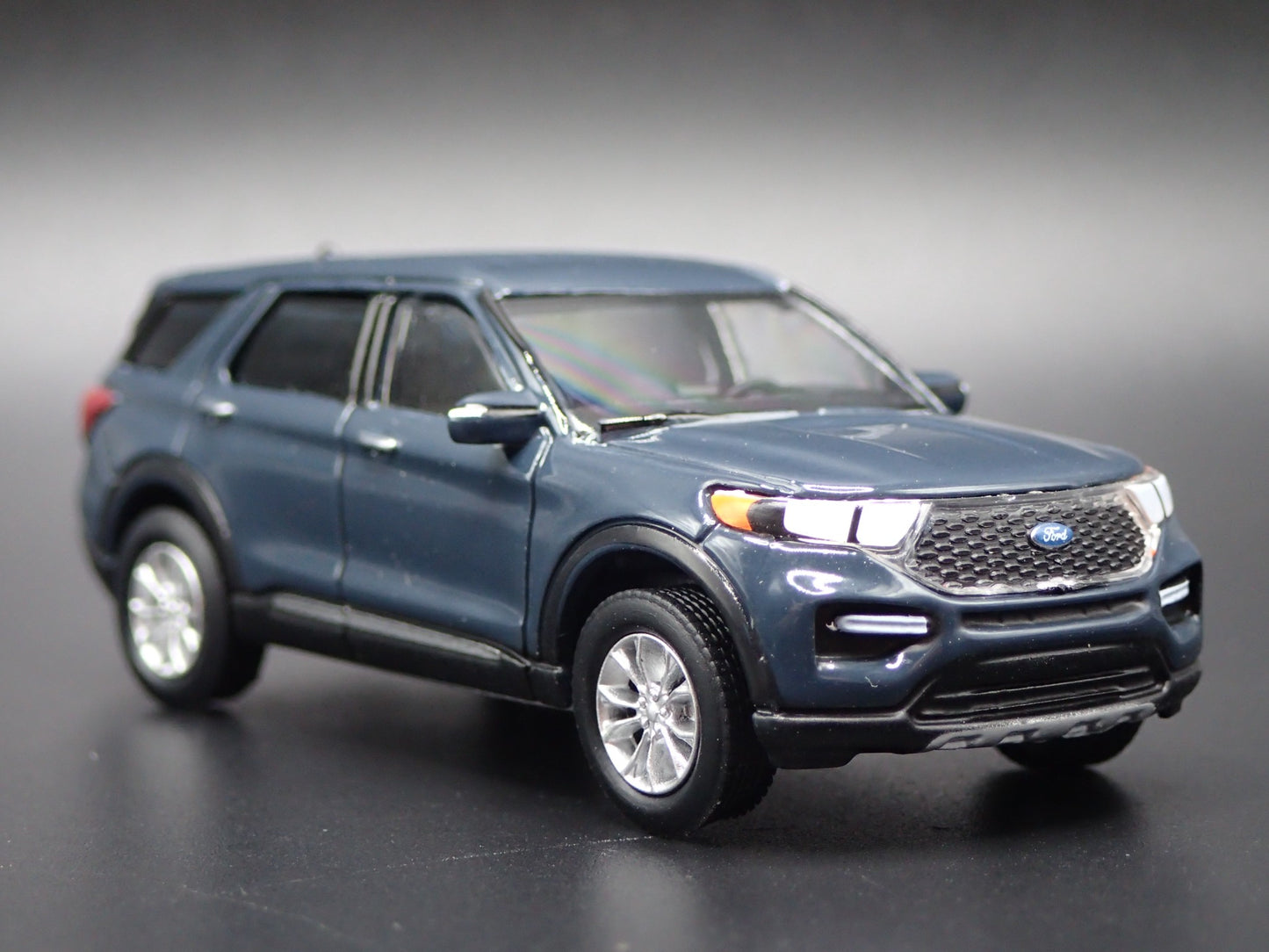 2020-2025 FORD EXPLORER SUV BLUE 1:64 SCALE COLLECTIBLE DIECAST MODEL CAR