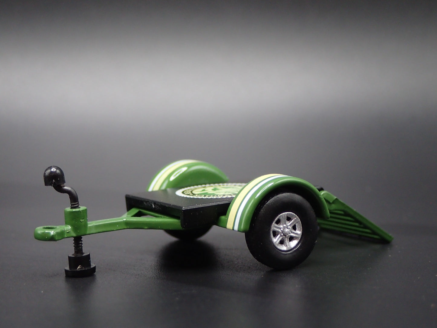 SMALL OPEN TRAILER w/ LOADING RAMP PARK RANGER 1:64 SCALE DIORAMA DIECAST MODEL