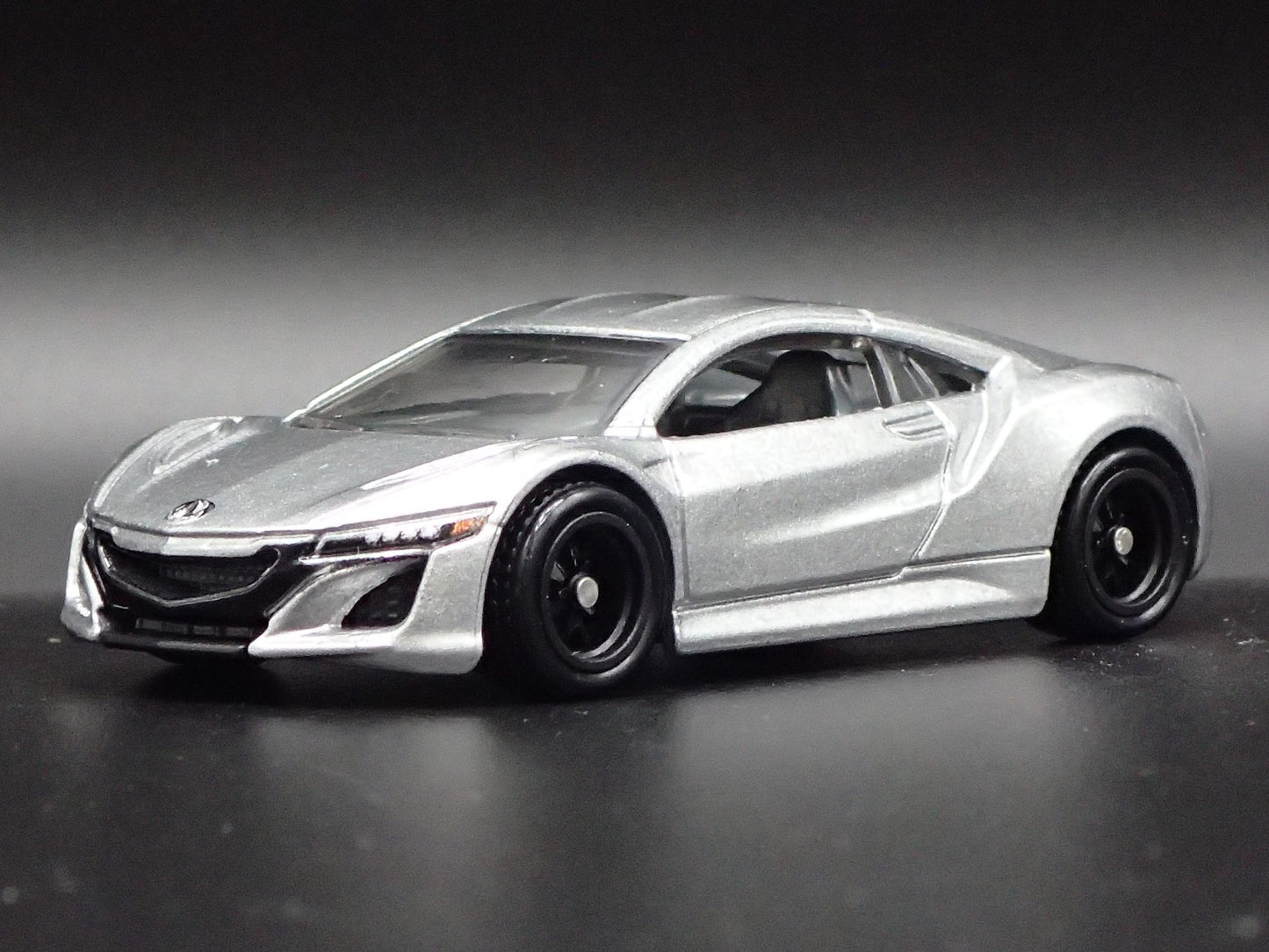 2016-2022 ACURA NSX SUPER CAR 1:64 SCALE COLLECTIBLE DIORAMA DIECAST MODEL CAR