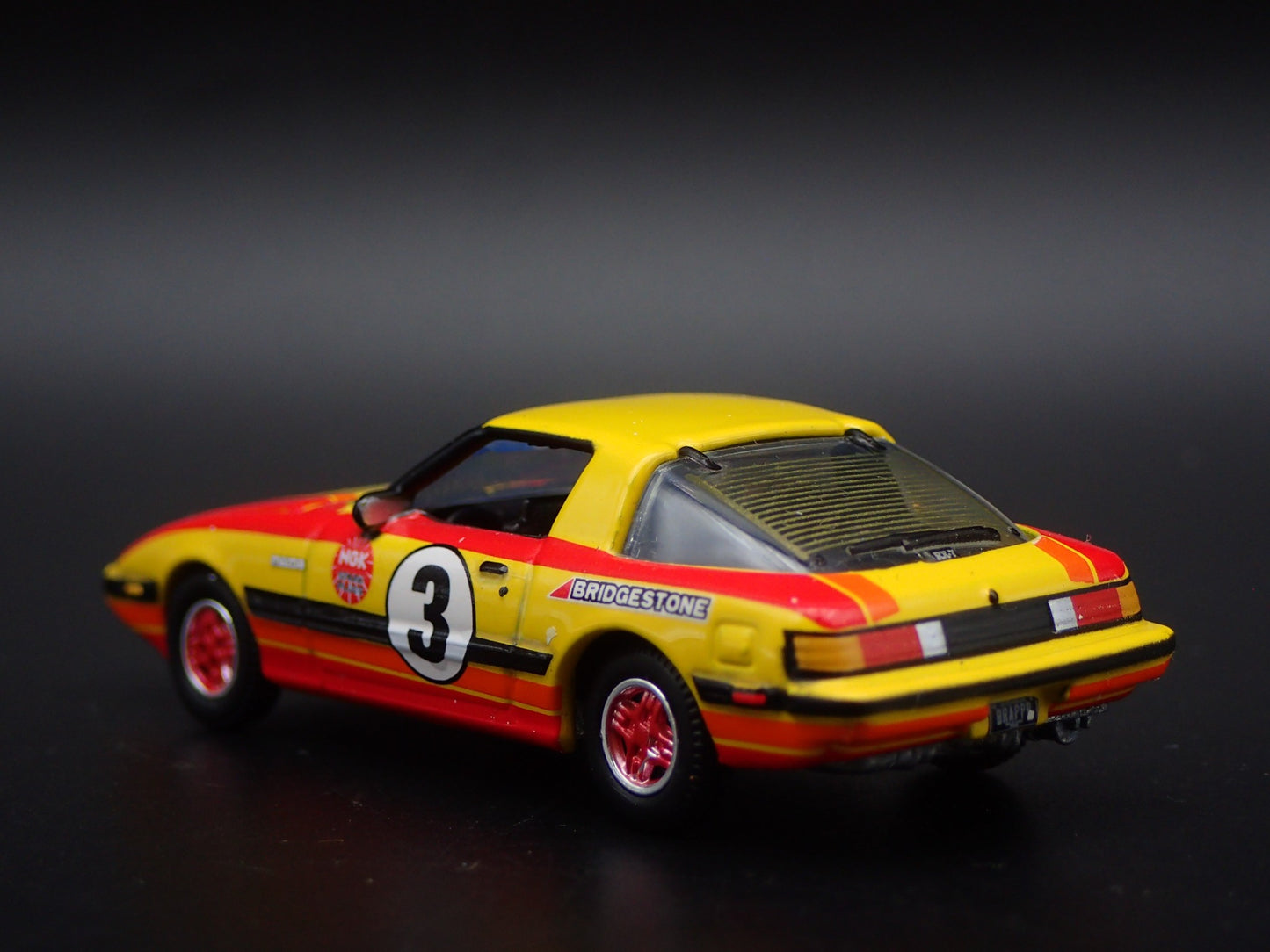 1978-1985 MAZDA RX7 JDM BRIDGESTONE GT RACE 1:64 SCALE DIORAMA DIECAST MODEL CAR