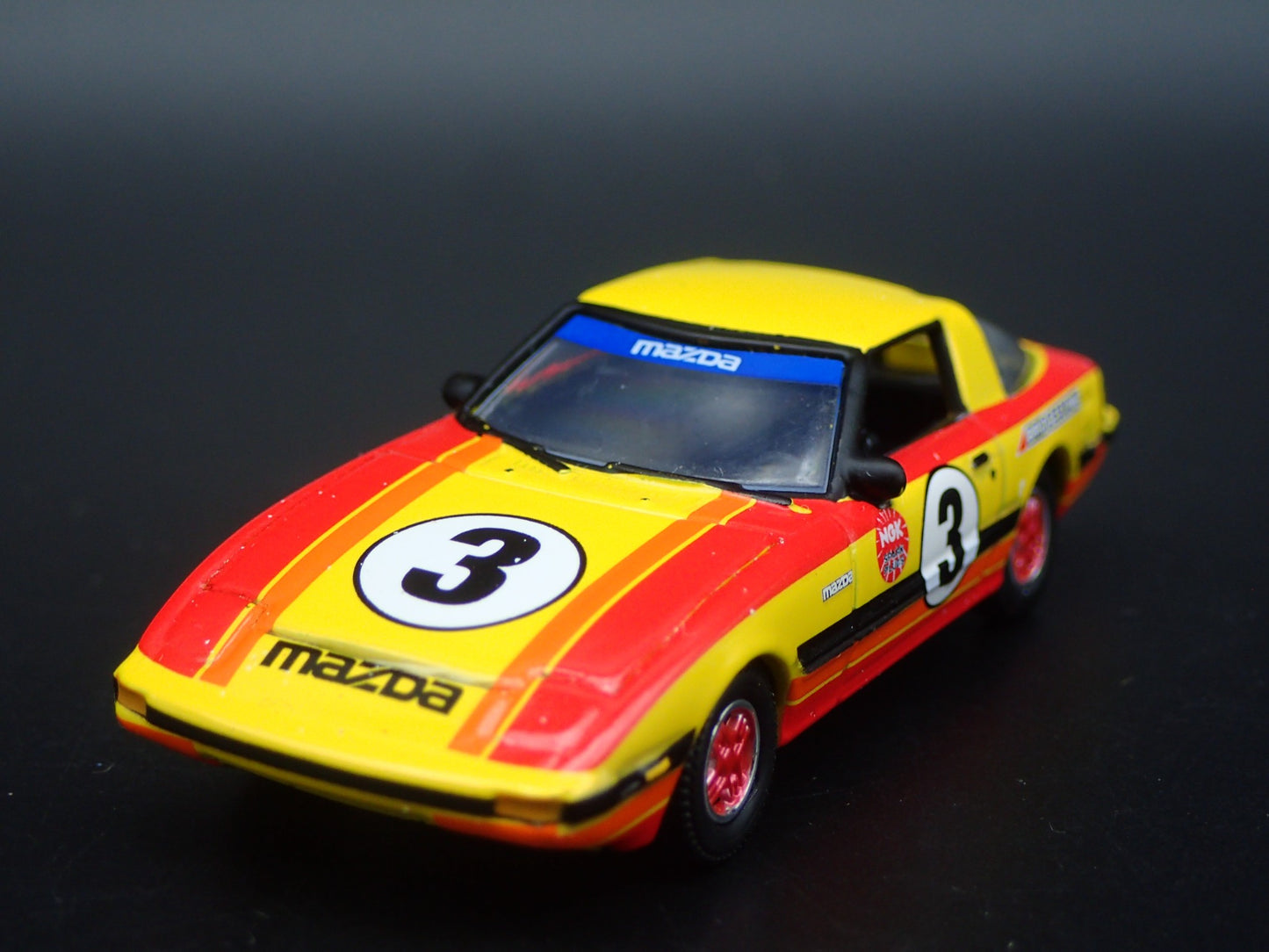 1978-1985 MAZDA RX7 JDM BRIDGESTONE GT RACE 1:64 SCALE DIORAMA DIECAST MODEL CAR