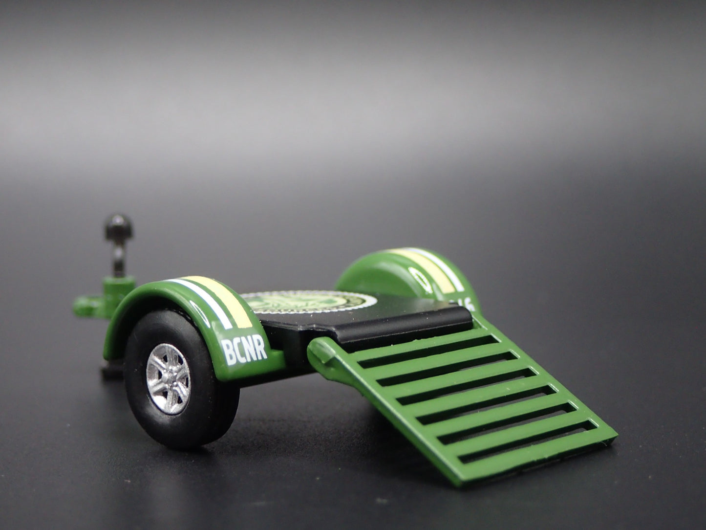 SMALL OPEN TRAILER w/ LOADING RAMP PARK RANGER 1:64 SCALE DIORAMA DIECAST MODEL