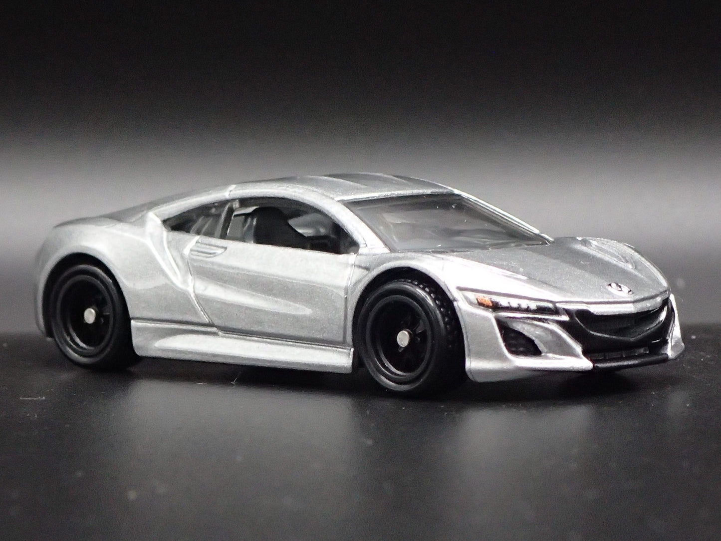 2016-2022 ACURA NSX SUPER CAR 1:64 SCALE COLLECTIBLE DIORAMA DIECAST MODEL CAR
