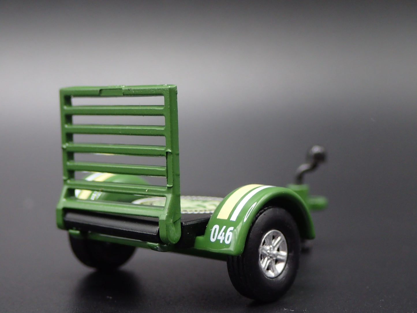 SMALL OPEN TRAILER w/ LOADING RAMP PARK RANGER 1:64 SCALE DIORAMA DIECAST MODEL