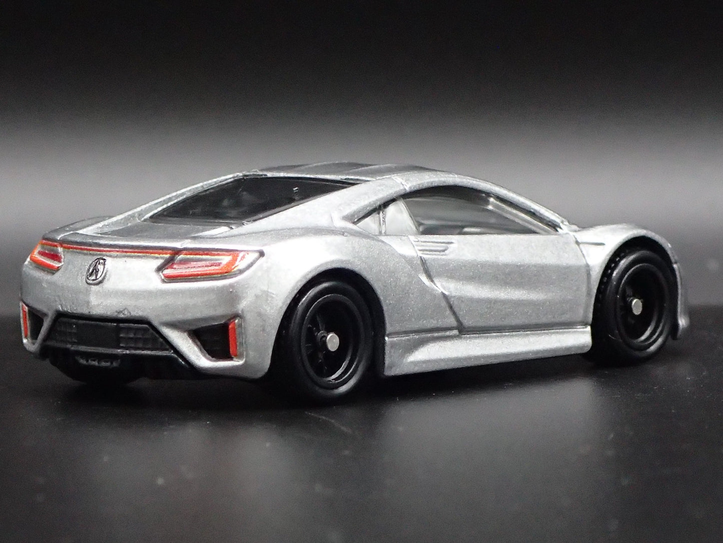 2016-2022 ACURA NSX SUPER CAR 1:64 SCALE COLLECTIBLE DIORAMA DIECAST MODEL CAR