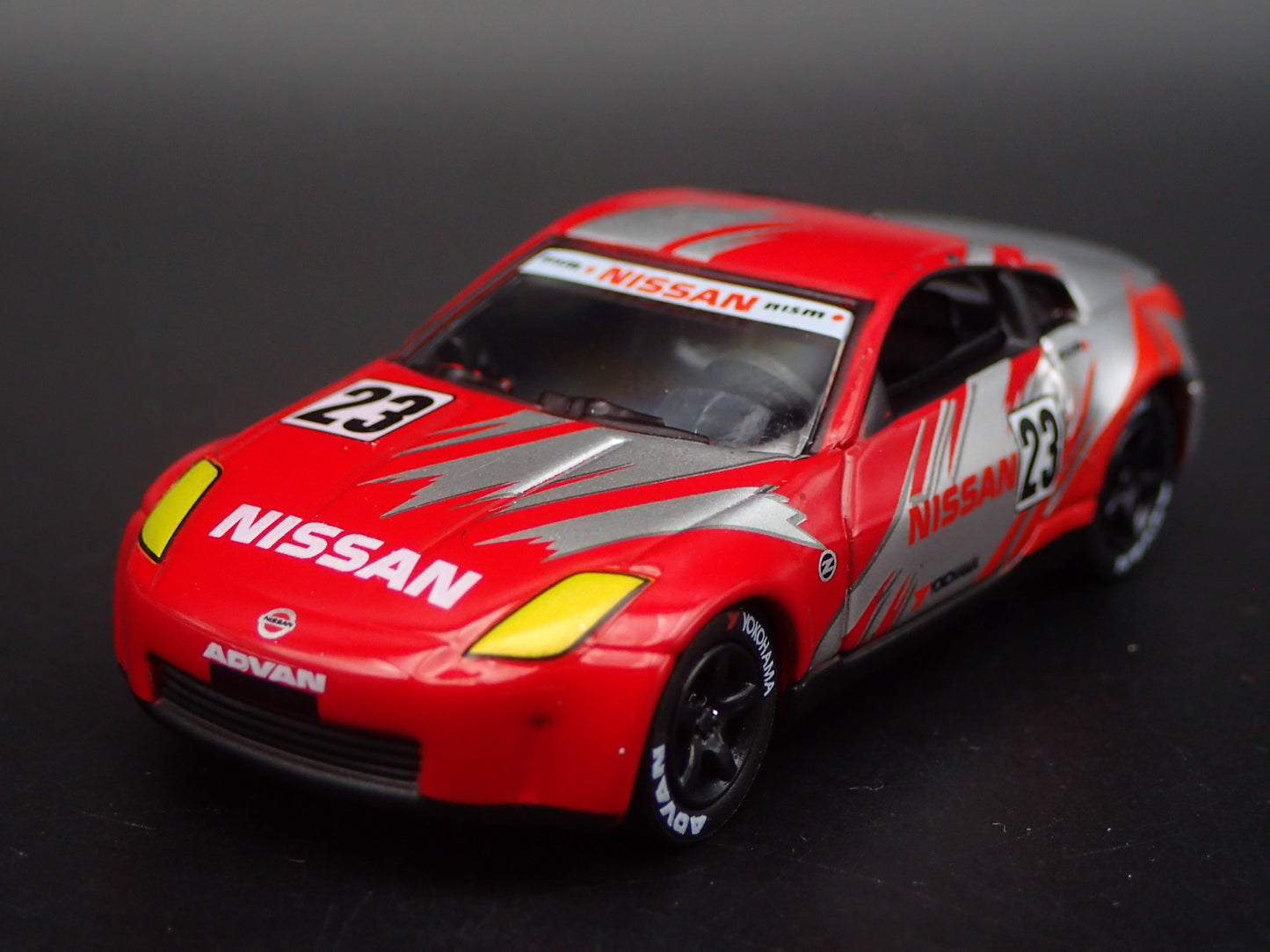 2003-2009 NISSAN 350Z JDM YOKOHAMA GT RACING RED 1:64 SCALE DIECAST MODEL CAR