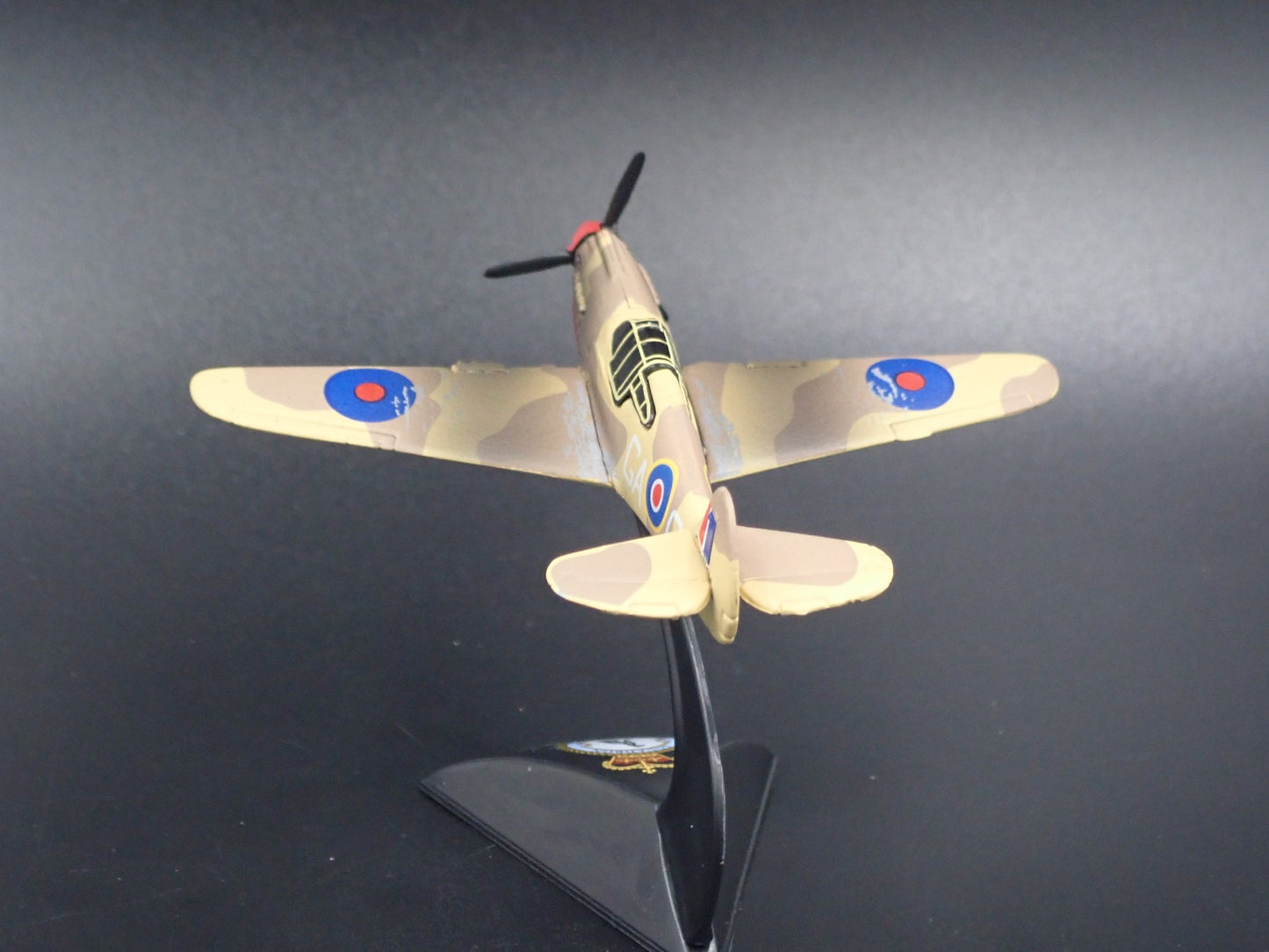 WWII CURTISS P-40E KITTYHAWK PLANE ROYAL AF DIRTY RARE 1:144 SCALE DIECAST PLANE