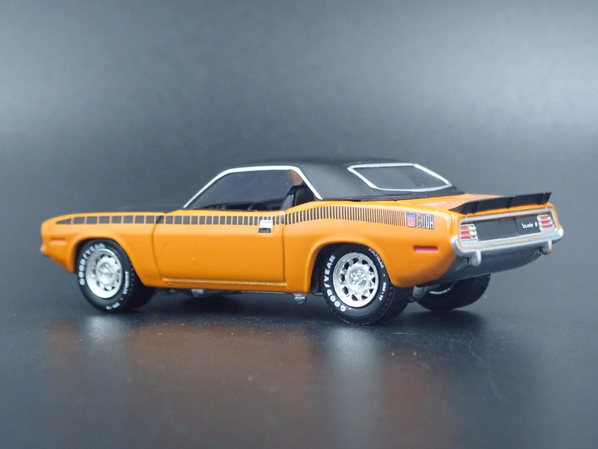 1970 70 PLYMOUTH AAR CUDA RARE 1:64 SCALE COLLECTIBLE DIORAMA DIECAST MODEL CAR-Burning Rubber Toy Company