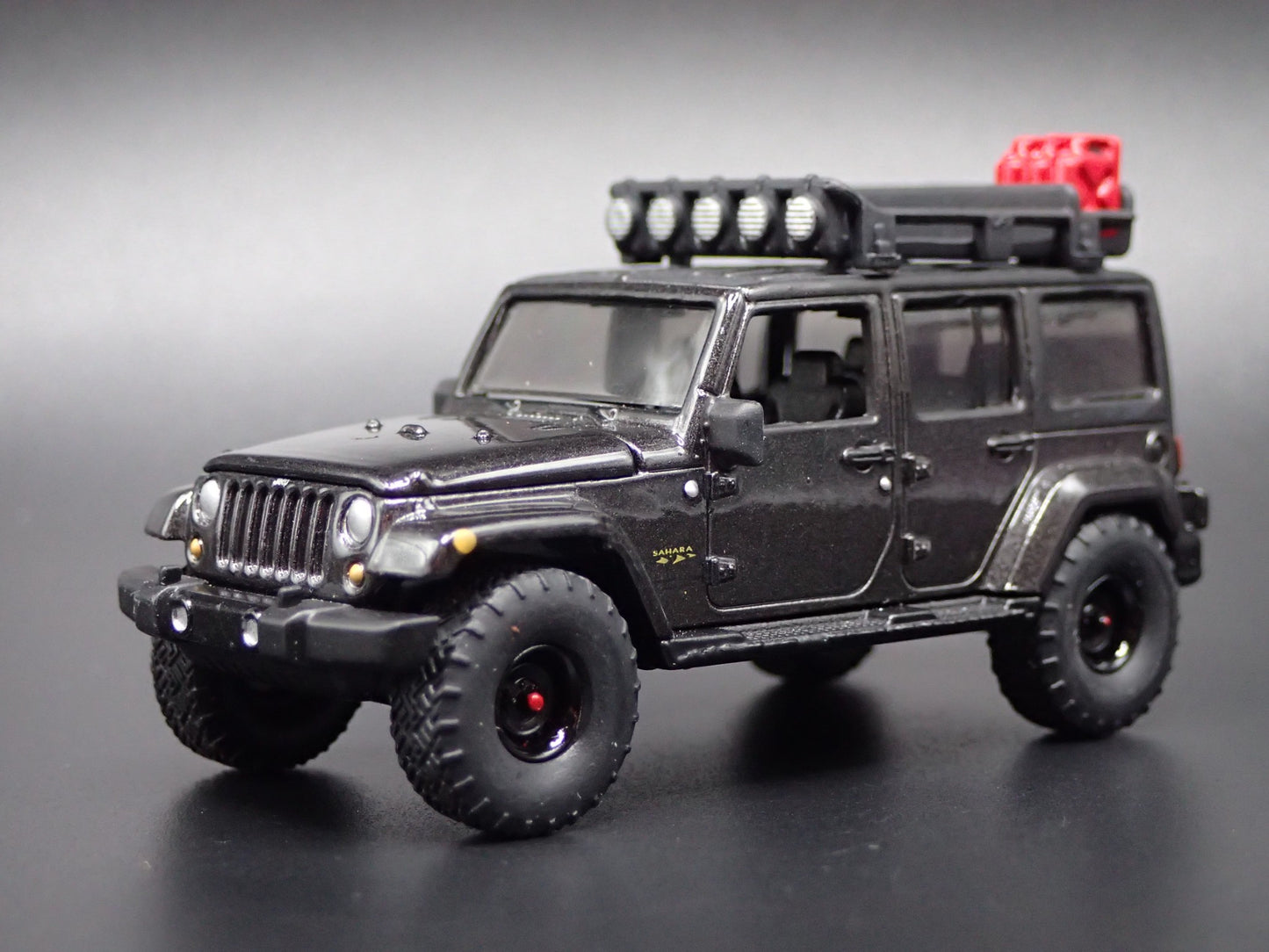 2006-2018 JEEP WRANGLER UNLIMITED SAHARA JK 4 DOOR 1:64 SCALE DIECAST MODEL CAR