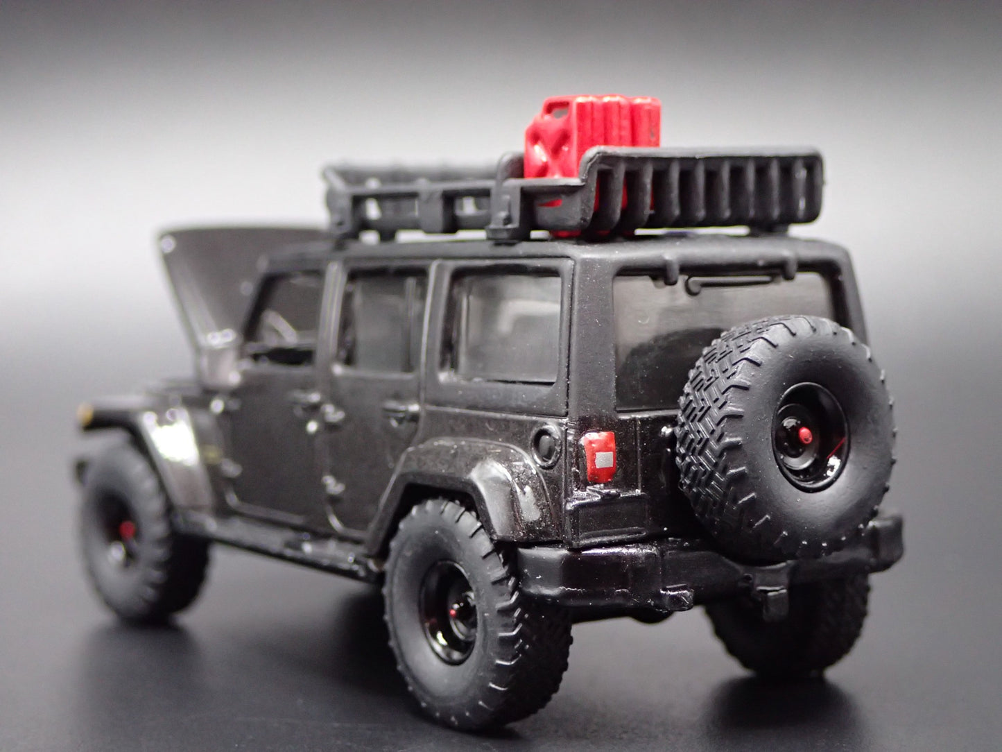2006-2018 JEEP WRANGLER UNLIMITED SAHARA JK 4 DOOR 1:64 SCALE DIECAST MODEL CAR