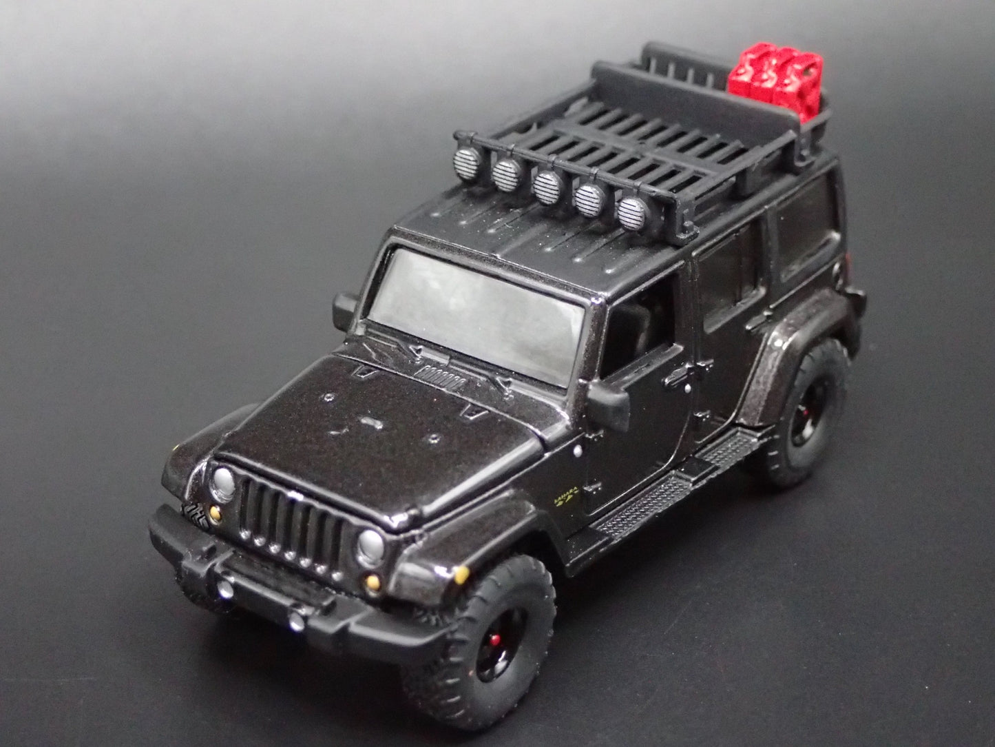 2006-2018 JEEP WRANGLER UNLIMITED SAHARA JK 4 DOOR 1:64 SCALE DIECAST MODEL CAR