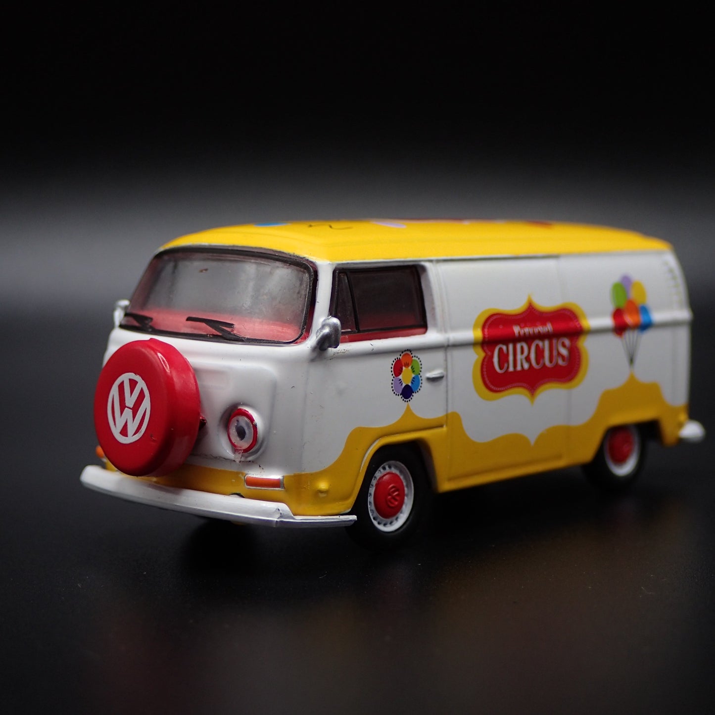 1967-1979 VW VOLKSWAGEN TYPE 2 T2 PANEL VAN CIRCUS 1/64 SCALE DIECAST MODEL CAR
