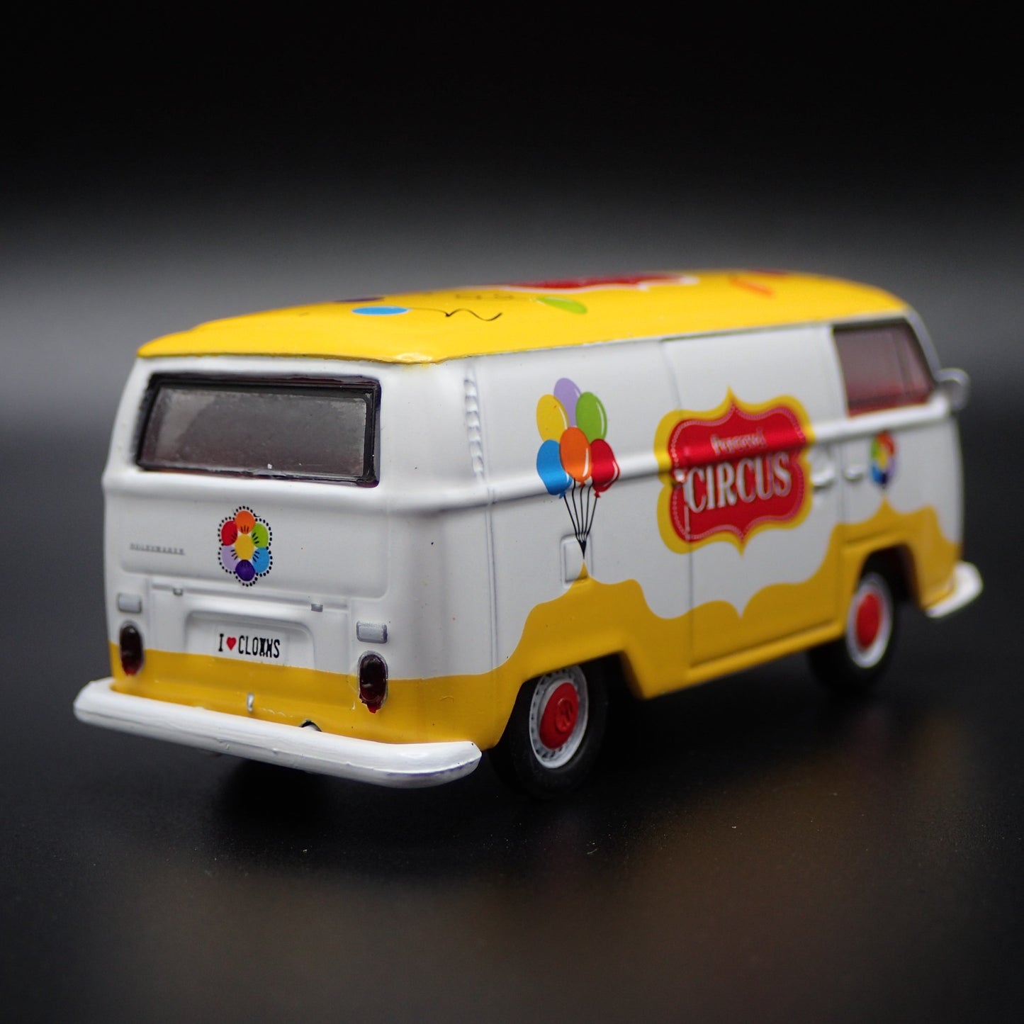 1967-1979 VW VOLKSWAGEN TYPE 2 T2 PANEL VAN CIRCUS 1/64 SCALE DIECAST MODEL CAR