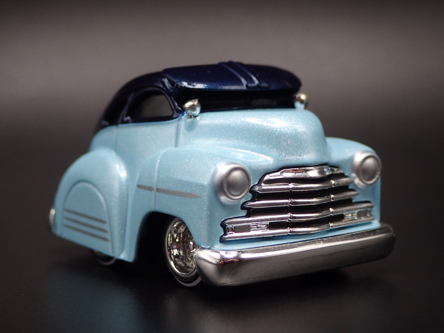 1947 47 CHEVY CHEVROLET FLEETLINE LOWRIDER TUNED 1:64 SCALE DIECAST MODEL CAR