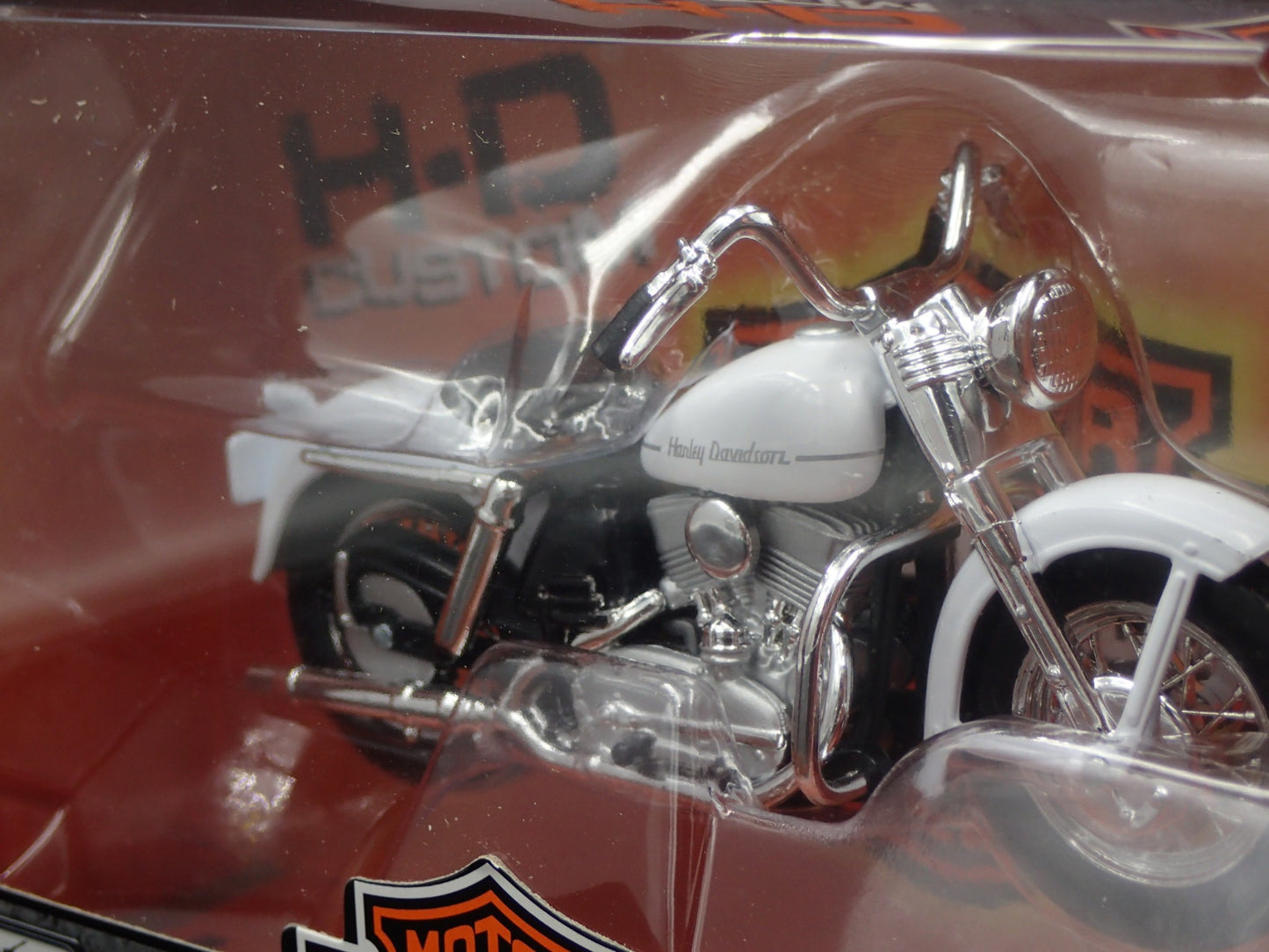 1952 52 K MODEL HARLEY DAVIDSON MOTORCYCLE MAISTO SERIES 37 1/18 MODEL BIKE