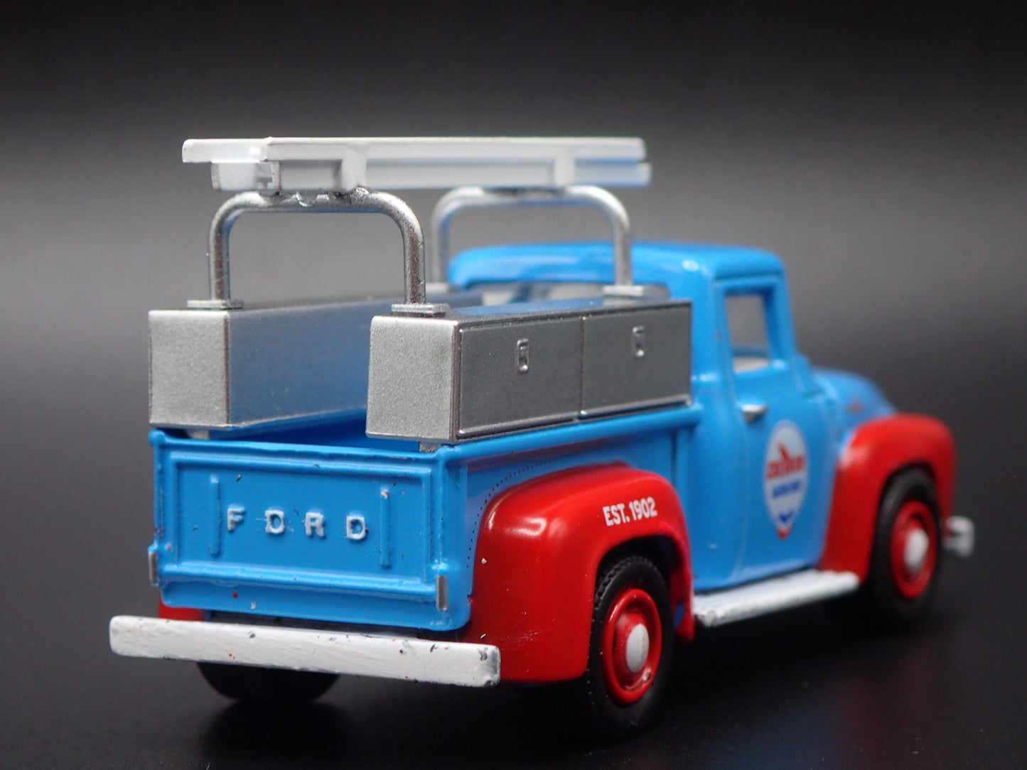 1956 56 FORD F100 PICKUP WORK TRUCK CHEVRON 1:64 SCALE DIORAMA DIECAST MODEL CAR