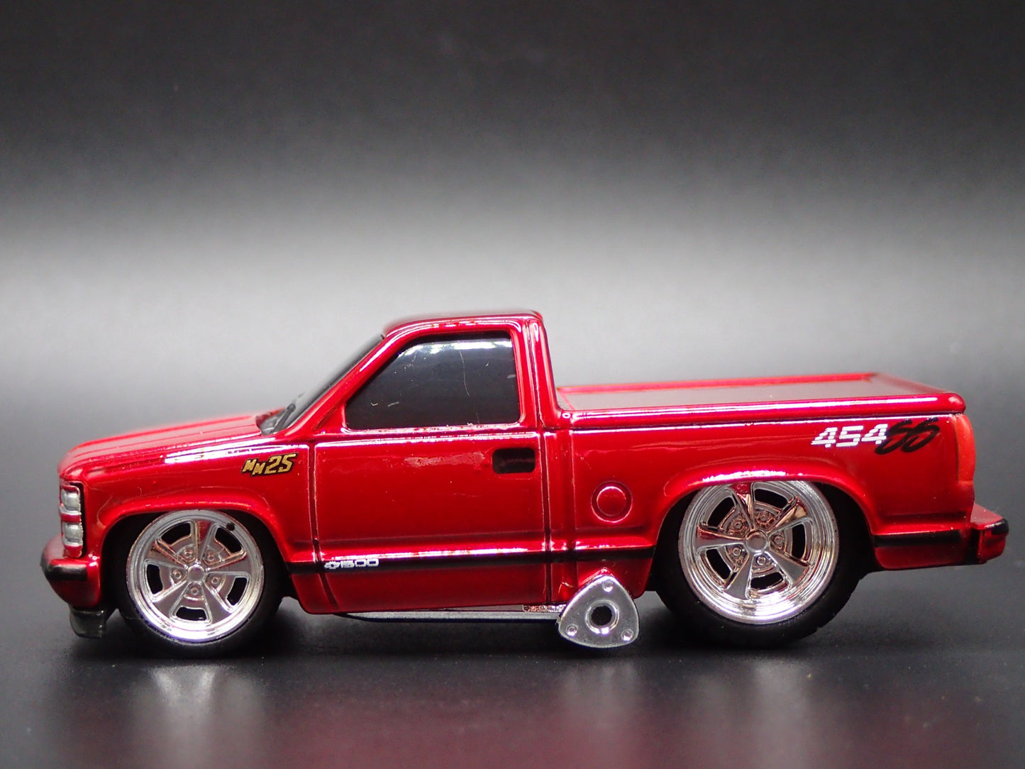1993 93 CHEVY CHEVROLET SS 454 PICKUP TRUCK OBS RED 1:64 SCALE DIECAST MODEL CAR
