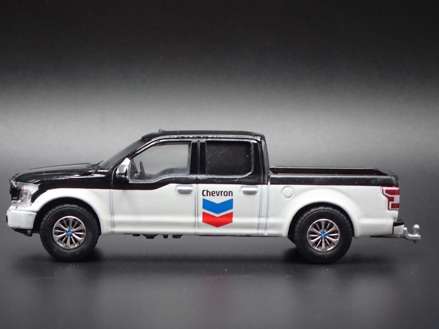 2015 - 2020 FORD F150 PICKUP TRUCK STX CHEVRON 1:64 SCALE DIECAST MODEL CAR