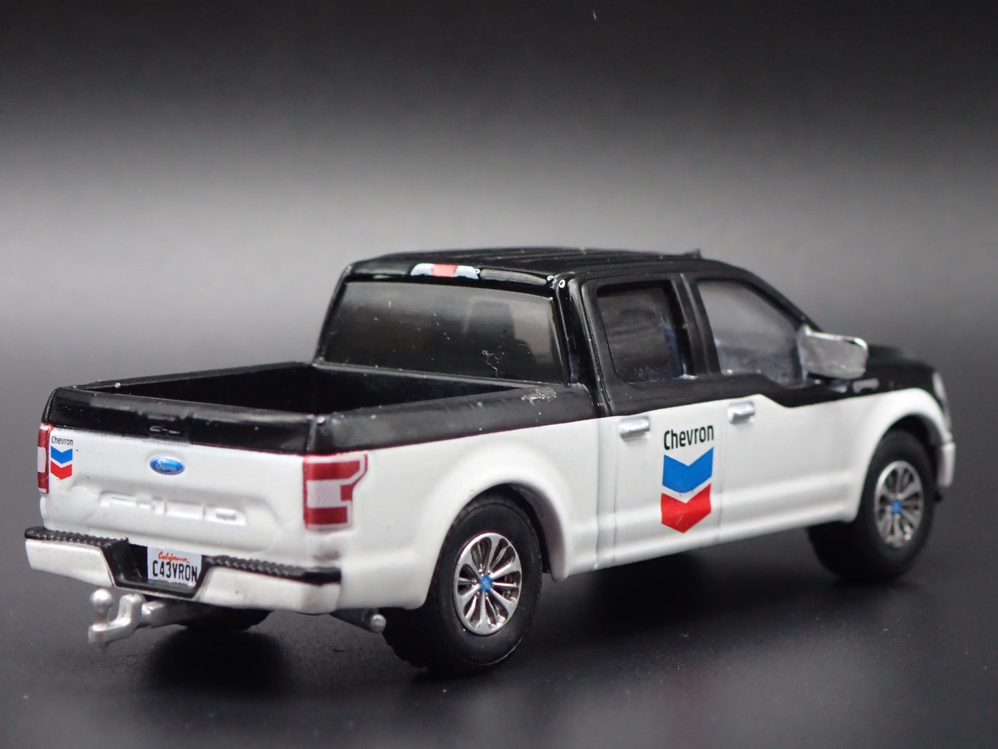 2015 - 2020 FORD F150 PICKUP TRUCK STX CHEVRON 1:64 SCALE DIECAST MODEL CAR