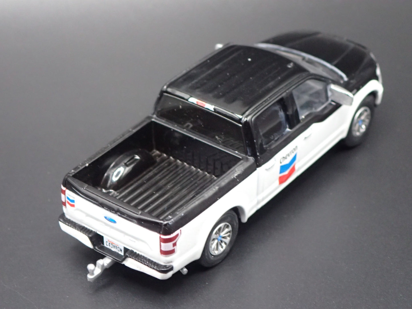 2015 - 2020 FORD F150 PICKUP TRUCK STX CHEVRON 1:64 SCALE DIECAST MODEL CAR