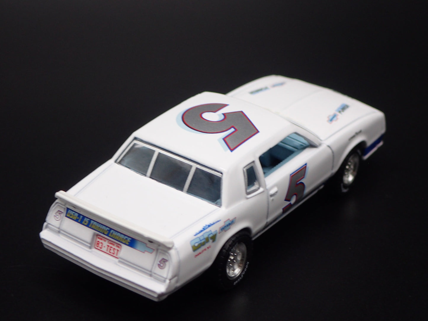 1983 83 CHEVY CHEVROLET MONTE CARLO WHITE 1/64 SCALE DIORAMA DIECAST MODEL CAR