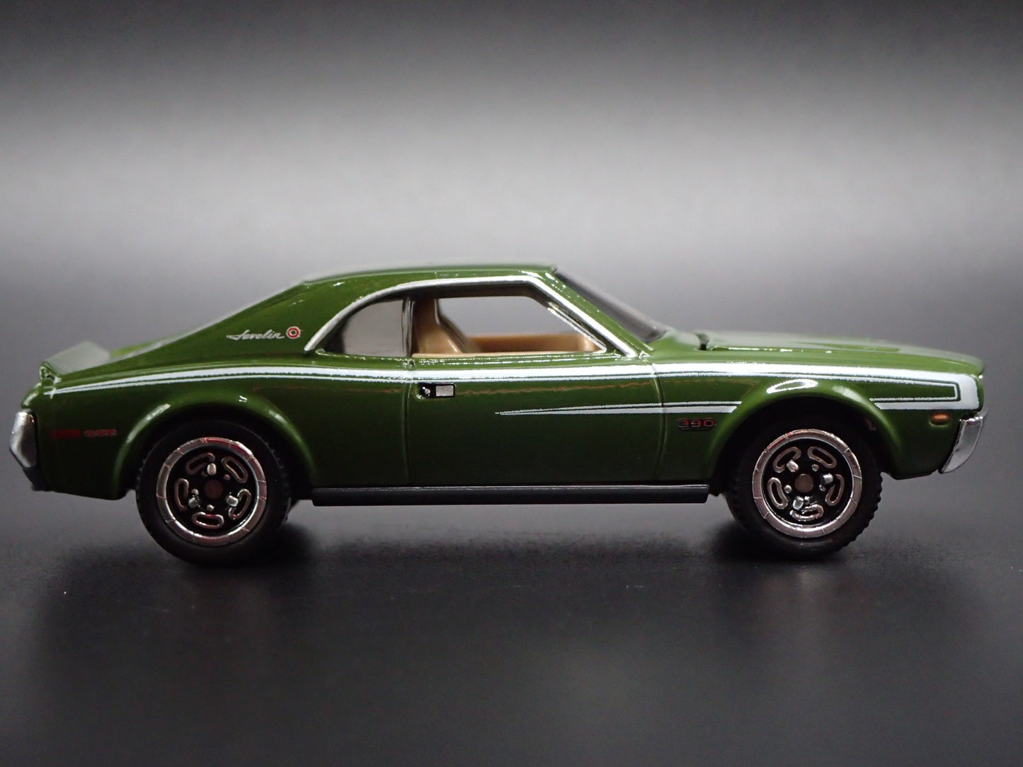 1970 70 AMC JAVELIN MUSCLE CAR GREEN 1:64 SCALE COLLECTIBLE DIECAST MODEL CAR